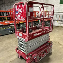 2018 MEC MICRO 19 Scissor Lift
