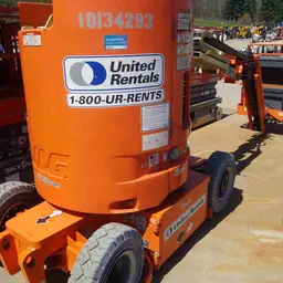 2013 JLG E300AJP Articulating Boom Lift