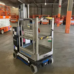 2013 Genie GR-20 Self-Propelled One-Person Lift