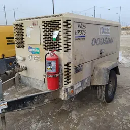 2018 Doosan P425/HP375EXT3 Air Compressor
