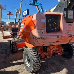 2014 JLG 400S Boom Lift