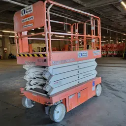 2018 Snorkel S4732E Scissor Lift