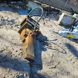2017 Atlas Copco SB 452 Attachment